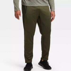 Mens all in motion olive green joggers size XXL quick dry moisture wicking NWT